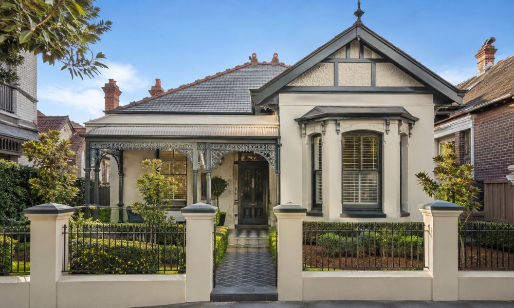 Restored Federation home facade painted in a heritage colour scheme near Bondi